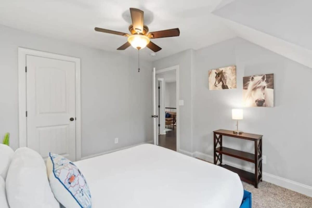 Appartamento The Campbell Carriage House Clarksville Esterno foto