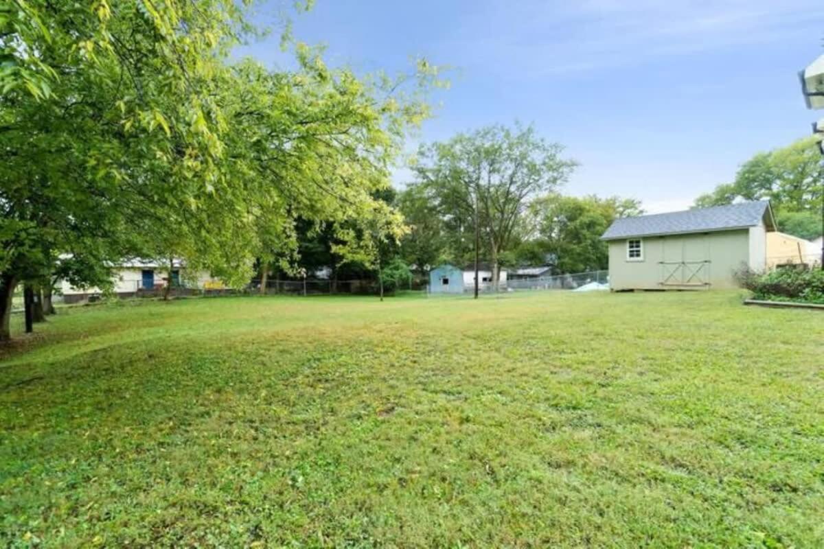 Appartamento The Campbell Carriage House Clarksville Esterno foto