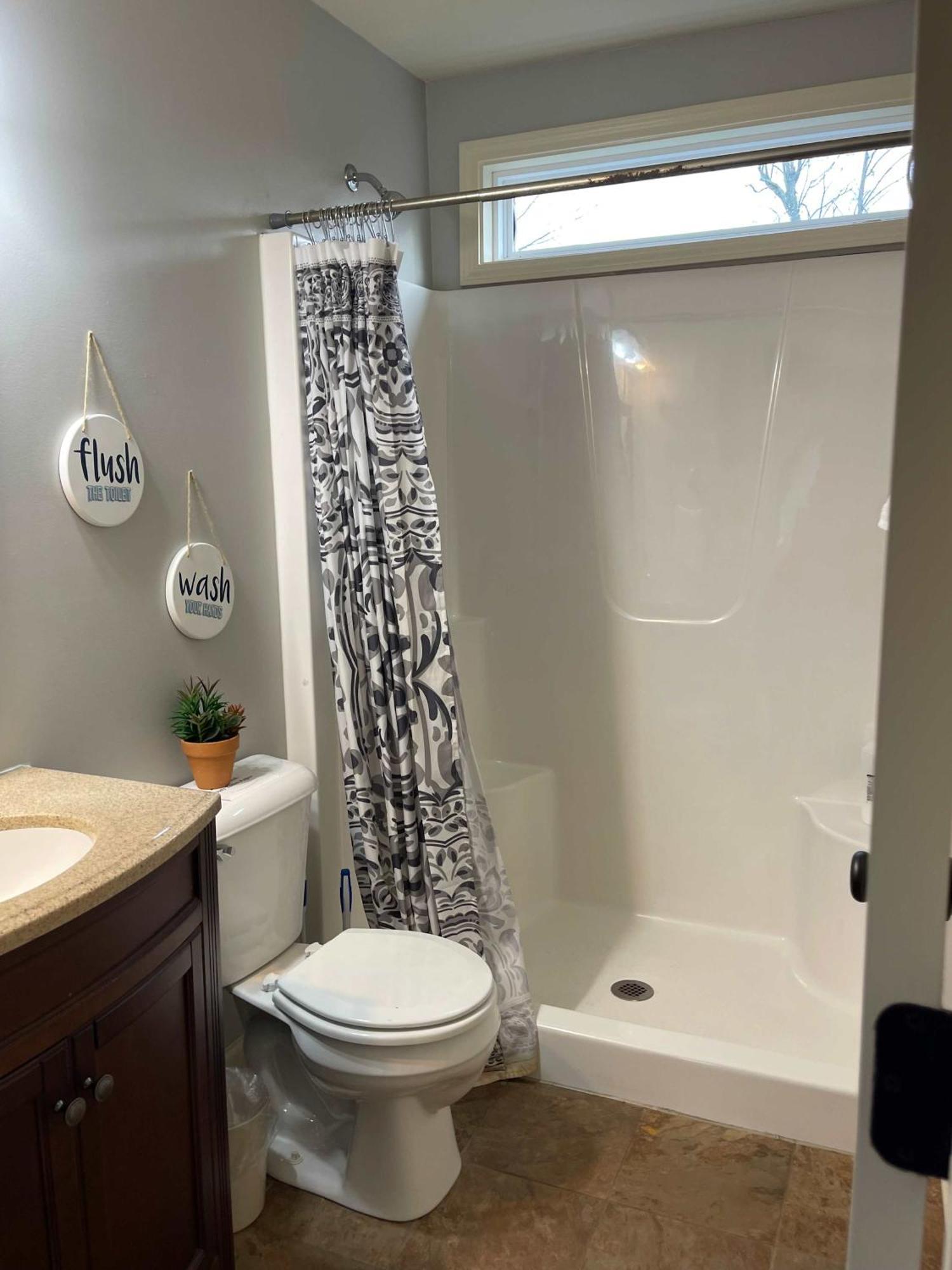 Appartamento The Campbell Carriage House Clarksville Esterno foto
